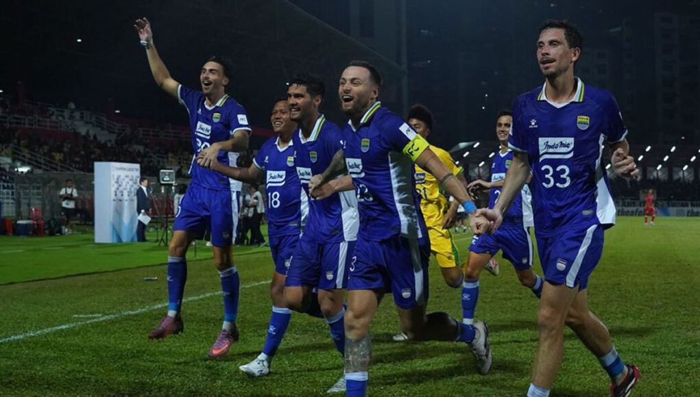 000000--Persib masuk klub profesional dan modern