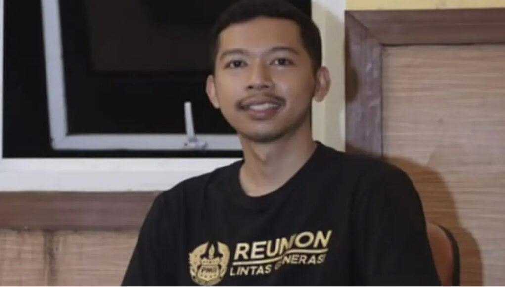 00000000000---- Serikat Pemuda Kota Tasikmalaya Soroti Disfungsi Trotoar yang Mengganggu Pejalan Kaki