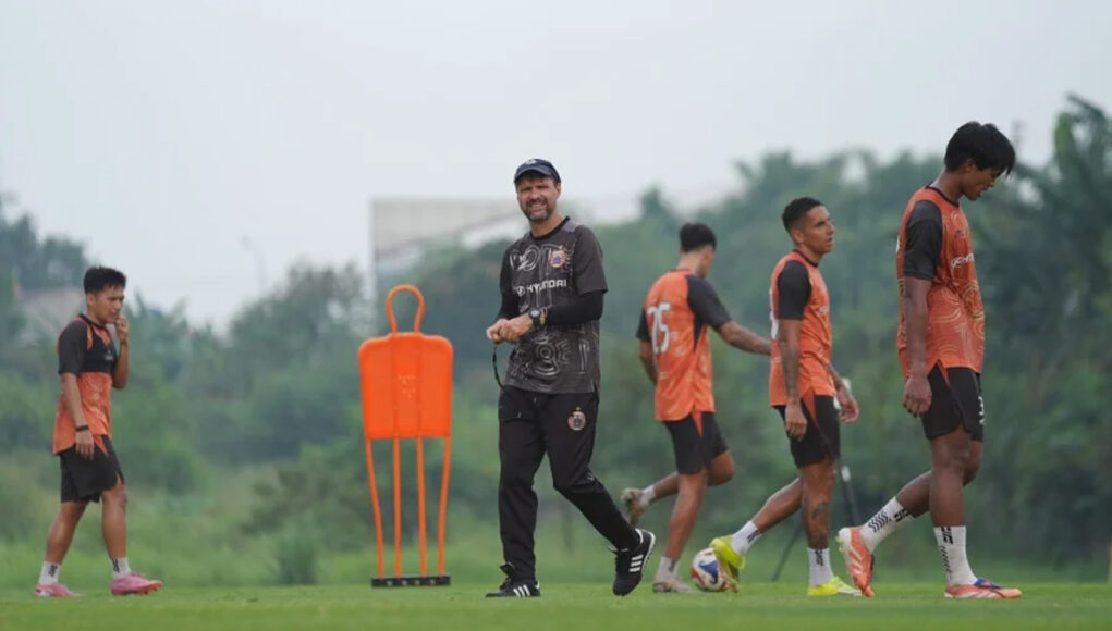 0000000000000000---Persija vs Persib Bandung